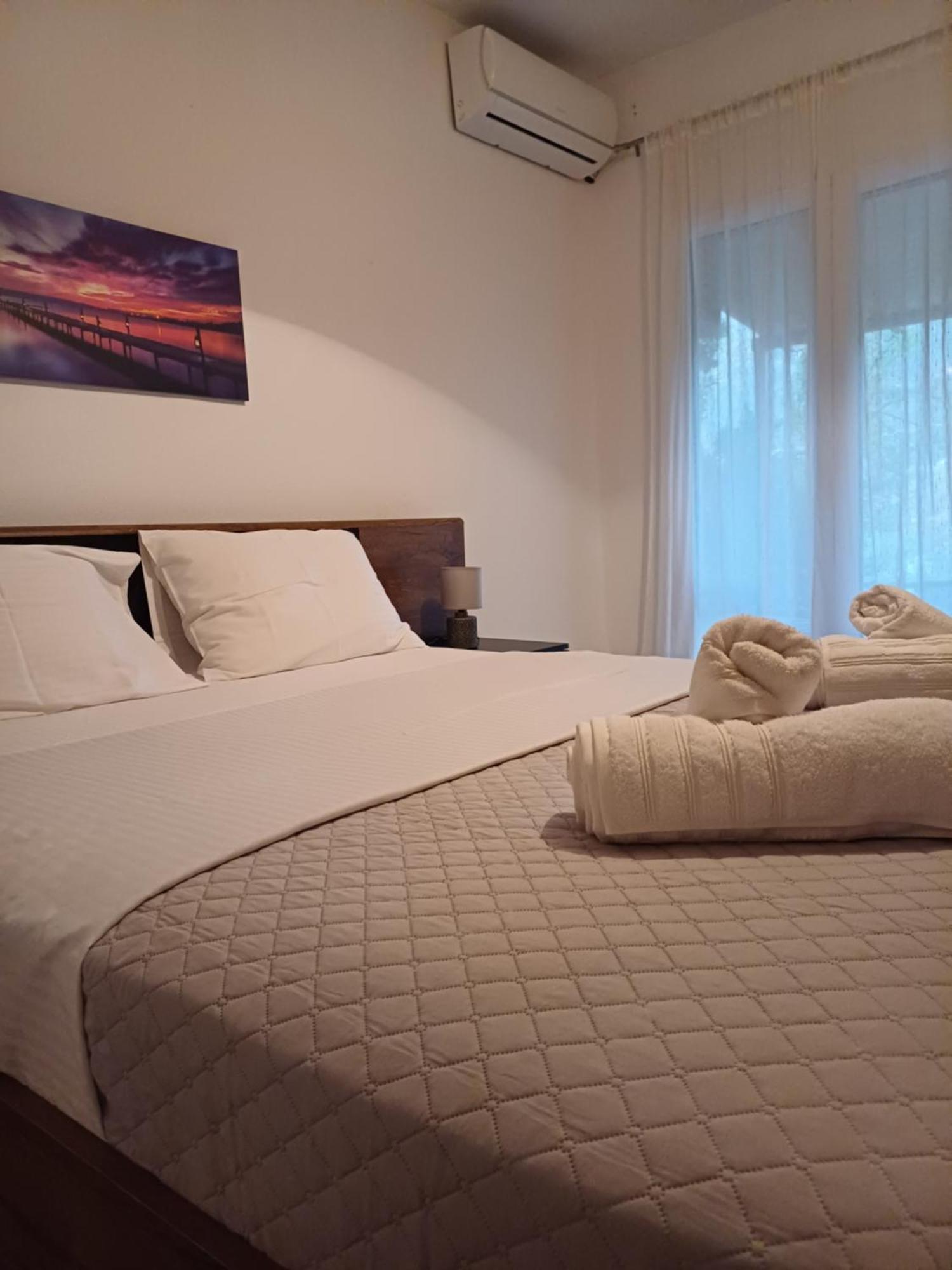 G.Tzanis Luxury Apartments Parga Ngoại thất bức ảnh